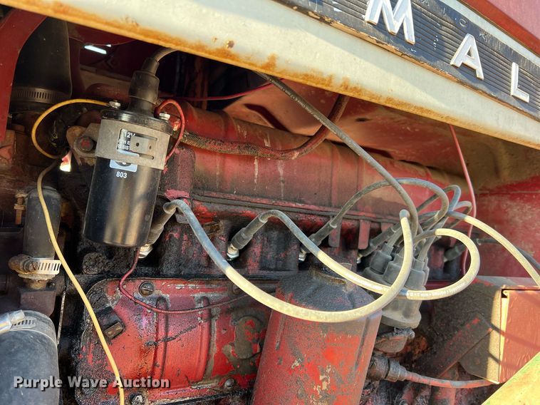 image for item NI9050 1971 International Harvester Farmall 656  tractor