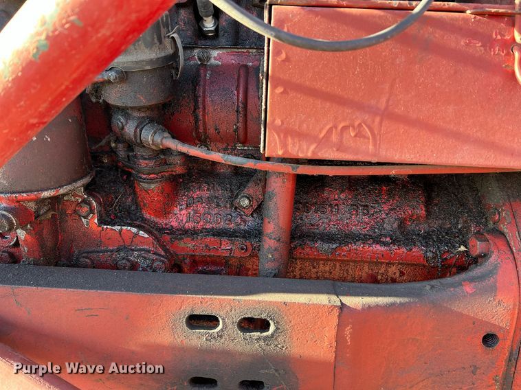 image for item NI9050 1971 International Harvester Farmall 656  tractor