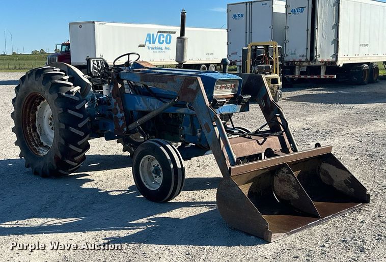 image for item NO9292 Ford 5000  tractor