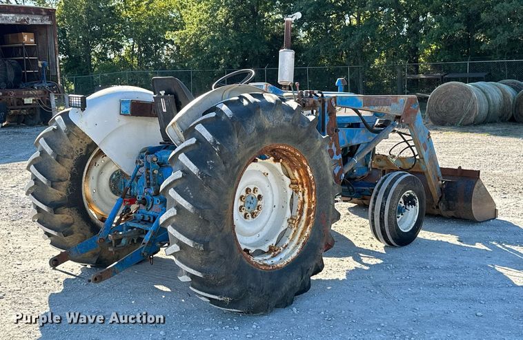 image for item NO9292 Ford 5000  tractor