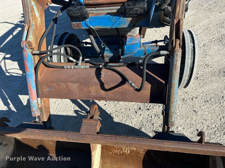 image for item NO9292 Ford 5000  tractor