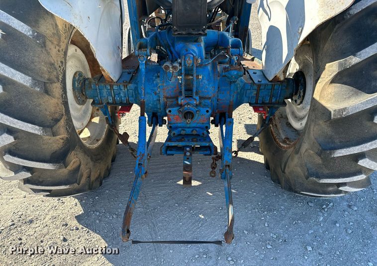 image for item NO9292 Ford 5000  tractor