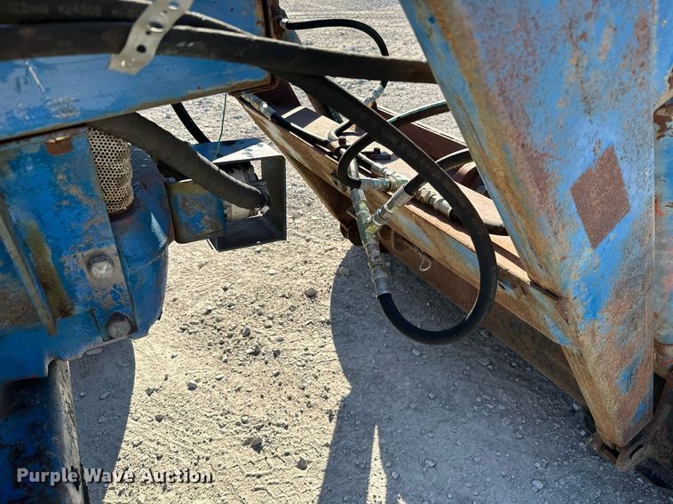 image for item NO9292 Ford 5000  tractor