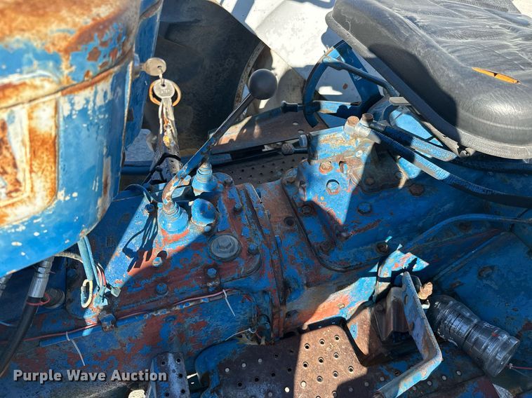 image for item NO9292 Ford 5000  tractor