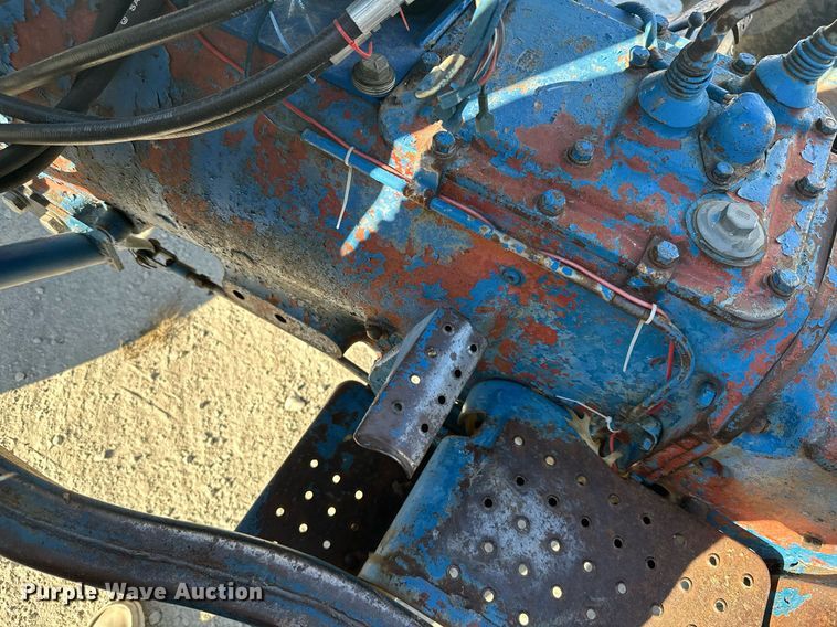 image for item NO9292 Ford 5000  tractor