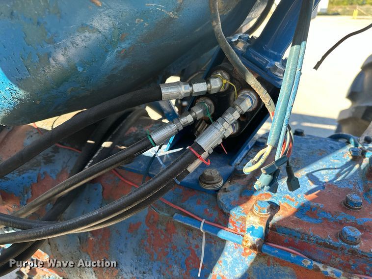 image for item NO9292 Ford 5000  tractor