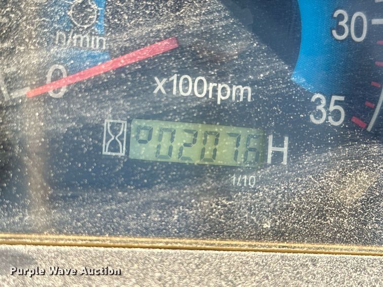 image for item NO9293 Branson 2515H  MFWD tractor