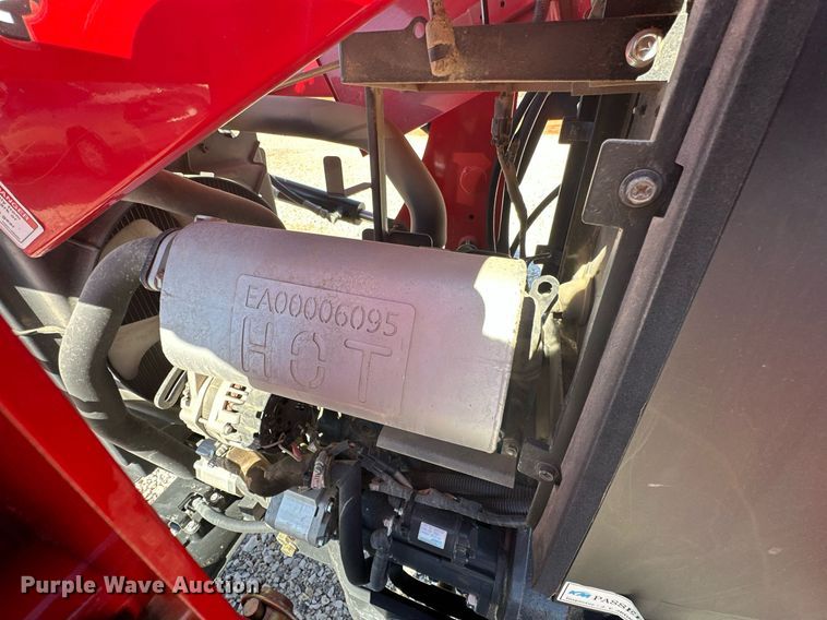 image for item NO9293 Branson 2515H  MFWD tractor