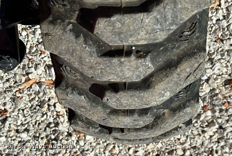 image for item NO9293 Branson 2515H  MFWD tractor