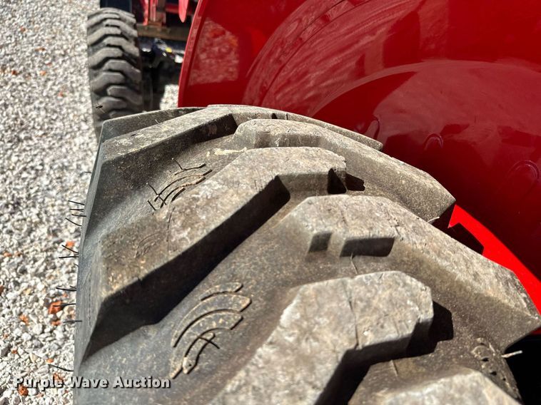 image for item NO9293 Branson 2515H  MFWD tractor