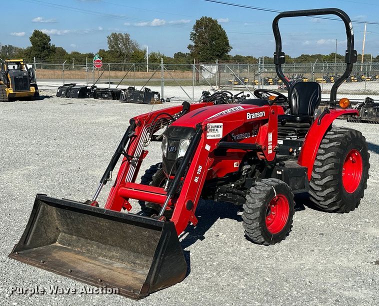 image for item NO9317 Branson 2515H  MFWD tractor