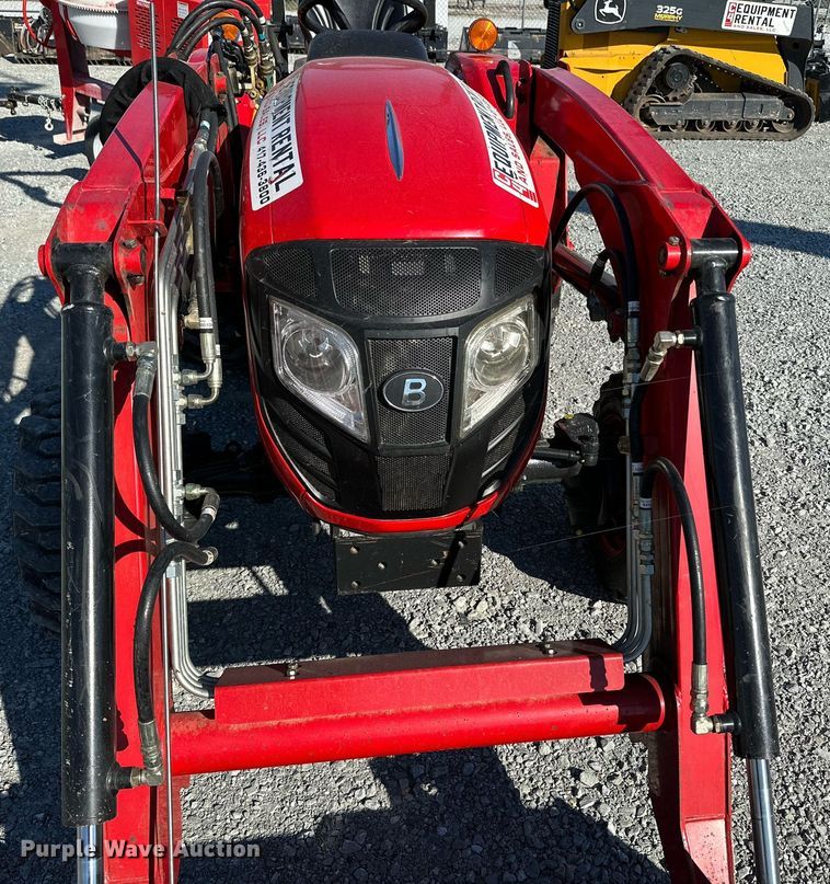 image for item NO9317 Branson 2515H  MFWD tractor