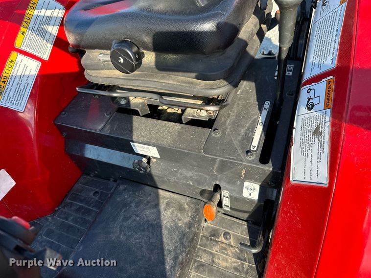 image for item NO9317 Branson 2515H  MFWD tractor