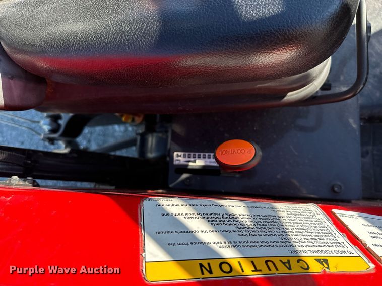 image for item NO9317 Branson 2515H  MFWD tractor