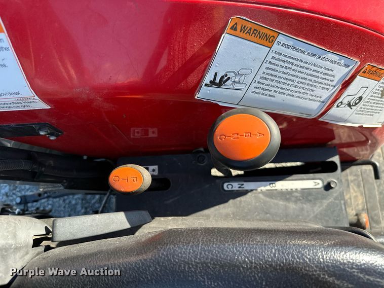 image for item NO9317 Branson 2515H  MFWD tractor