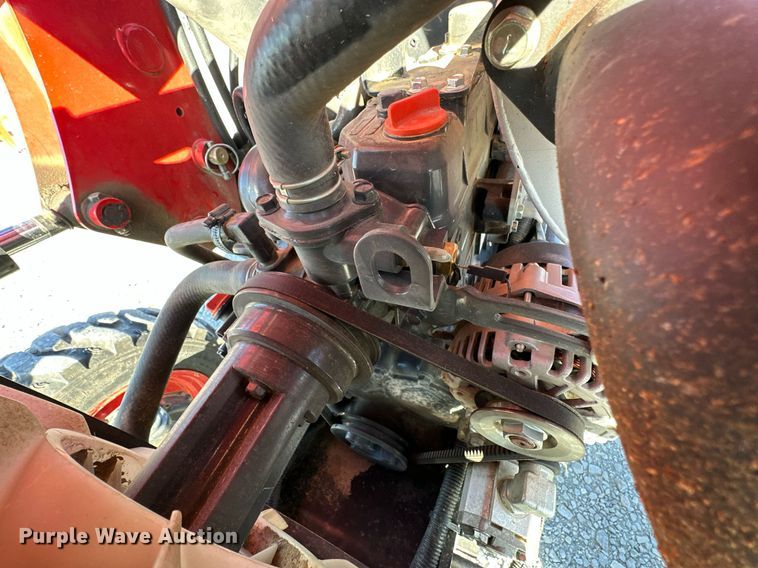 image for item NO9317 Branson 2515H  MFWD tractor