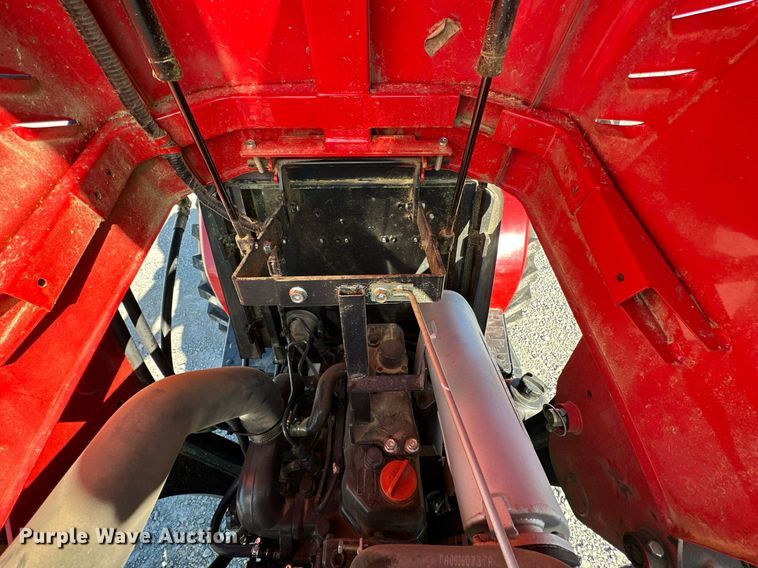 image for item NO9317 Branson 2515H  MFWD tractor