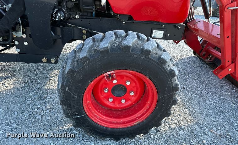 image for item NO9317 Branson 2515H  MFWD tractor