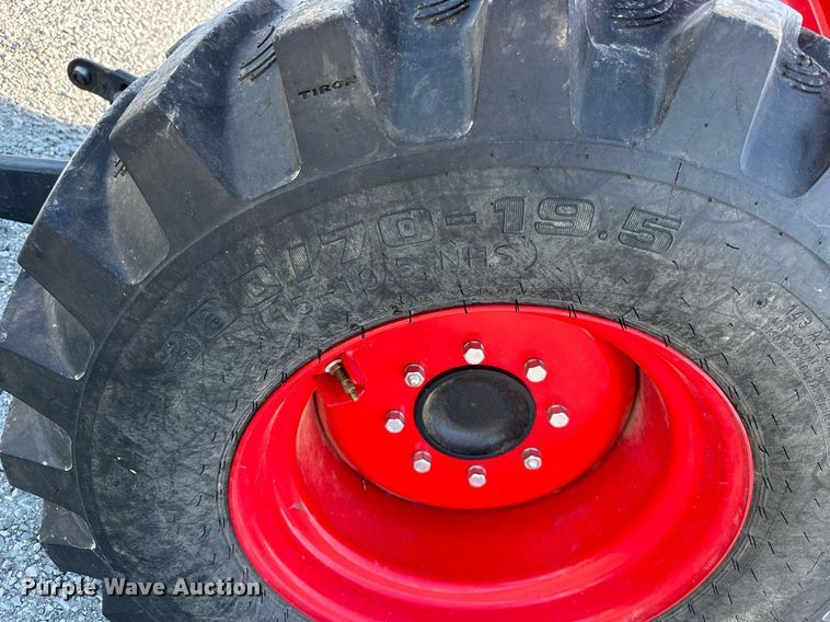 image for item NO9317 Branson 2515H  MFWD tractor