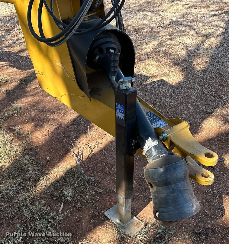 image for item NQ9462 2016 Vermeer Rebel TM800  disc mower