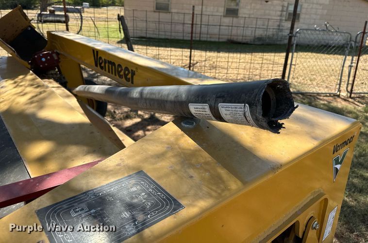 image for item NQ9462 2016 Vermeer Rebel TM800  disc mower