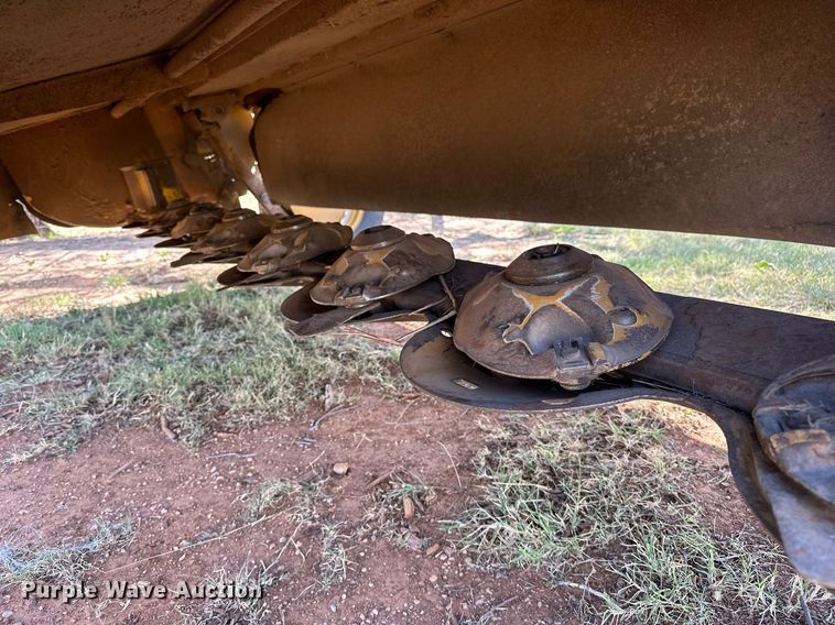 image for item NQ9462 2016 Vermeer Rebel TM800  disc mower