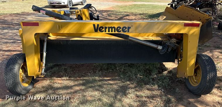 image for item NQ9462 2016 Vermeer Rebel TM800  disc mower
