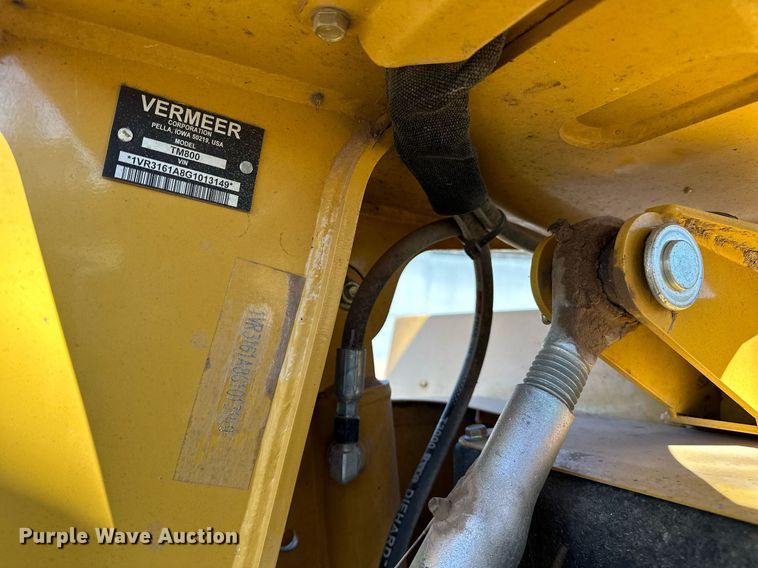 image for item NQ9462 2016 Vermeer Rebel TM800  disc mower