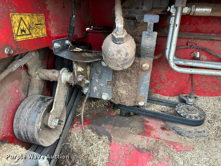 image for item NQ9485 2018 Massey Ferguson RazorBar  disc windrower head
