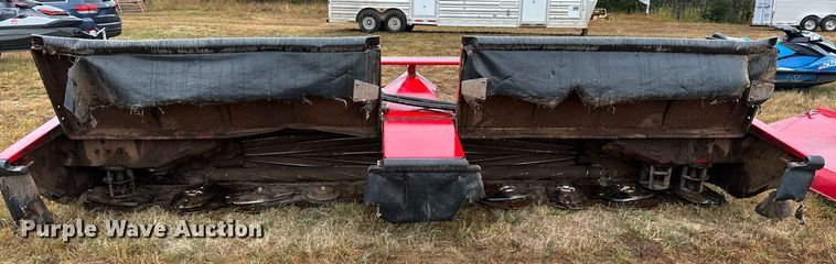 image for item NQ9485 2018 Massey Ferguson RazorBar  disc windrower head