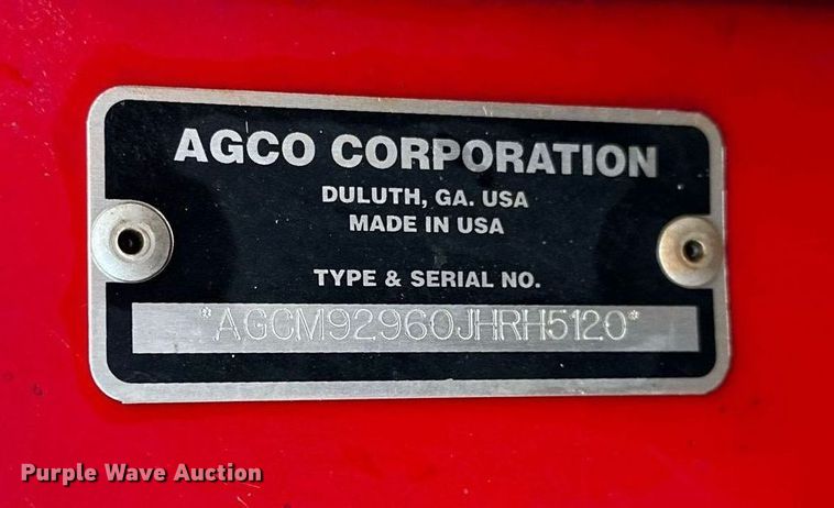 image for item NQ9485 2018 Massey Ferguson RazorBar  disc windrower head