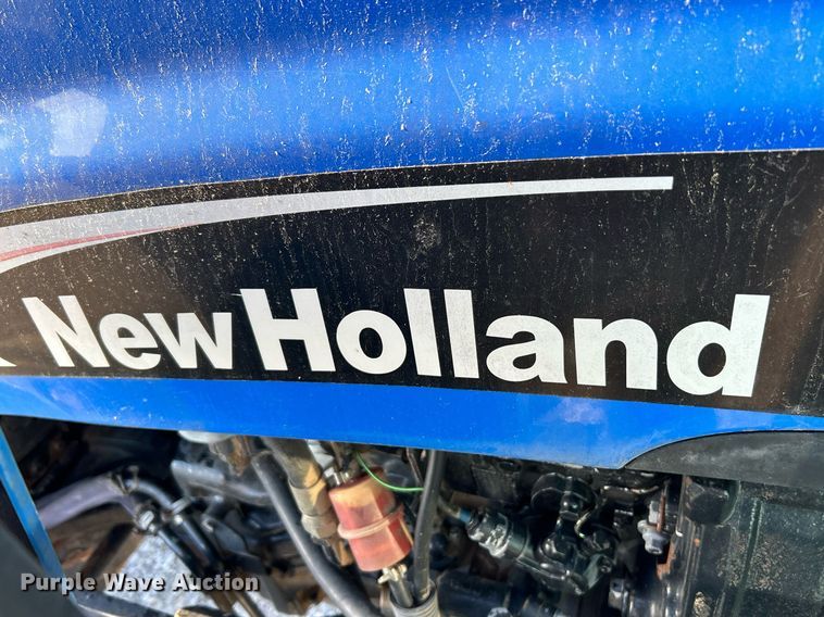 image for item NQ9933 2007 New Holland TN85DA  tractor