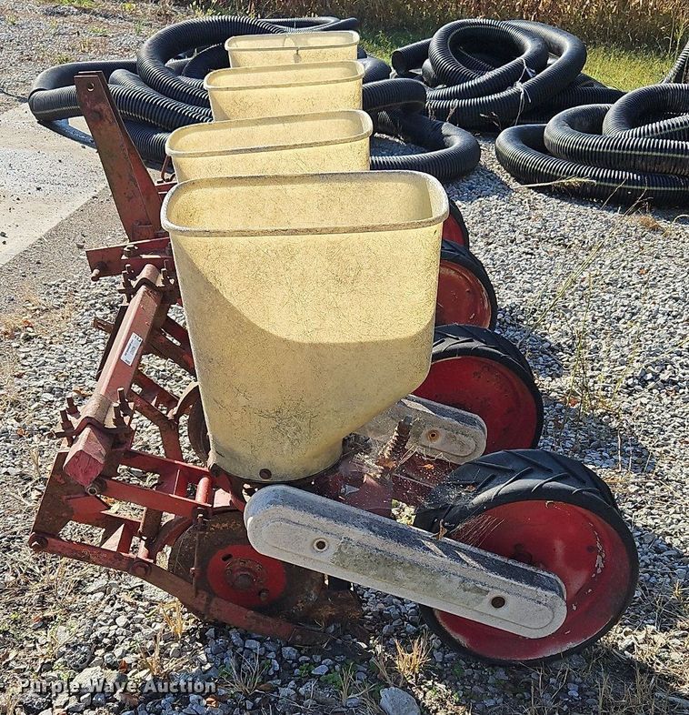 image for item NQ9937 Planter