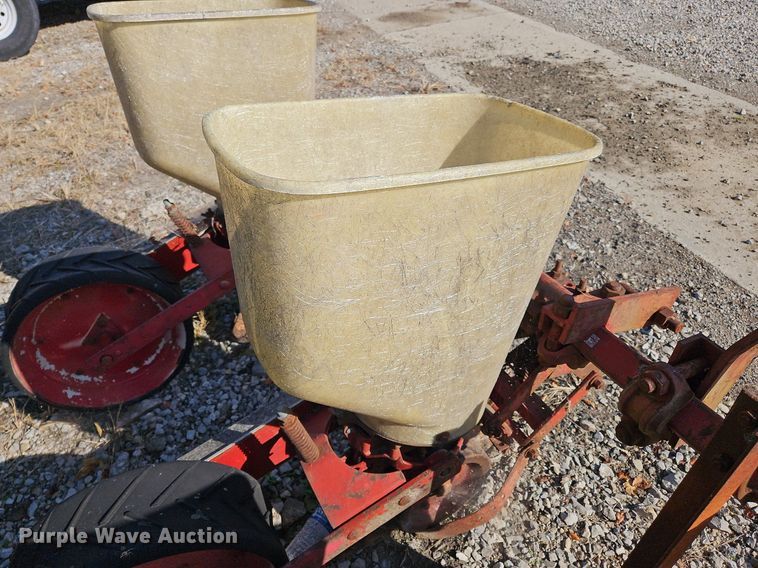 image for item NQ9937 Planter