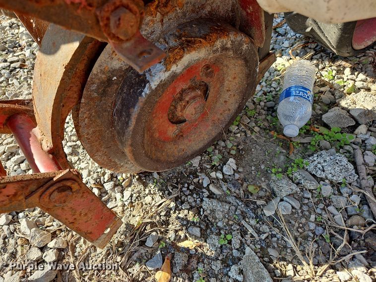 image for item NQ9937 Planter