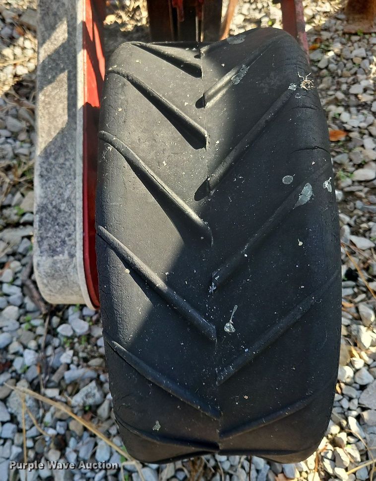 image for item NQ9937 Planter