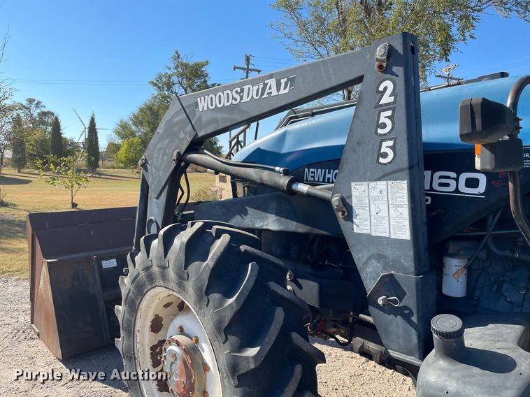 image for item NX9886 1996 New Holland 8160  tractor