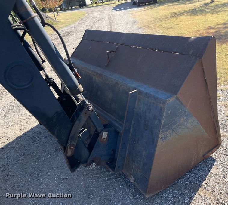 image for item NX9886 1996 New Holland 8160  tractor