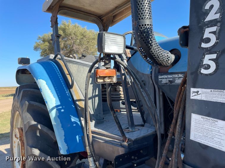 image for item NX9886 1996 New Holland 8160  tractor