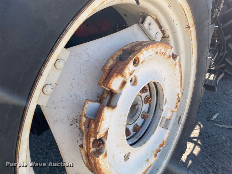 image for item NX9886 1996 New Holland 8160  tractor