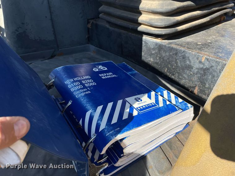 image for item NX9886 1996 New Holland 8160  tractor