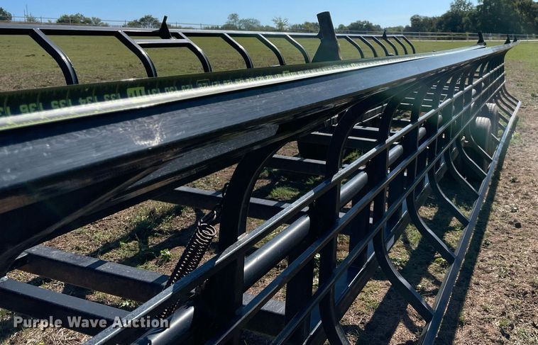 image for item NY9983 Industrias America 20X4  hay bale trailer