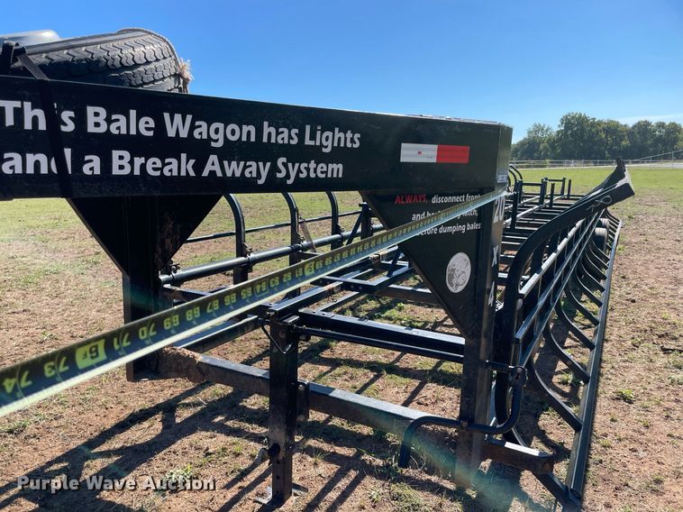 image for item NY9983 Industrias America 20X4  hay bale trailer