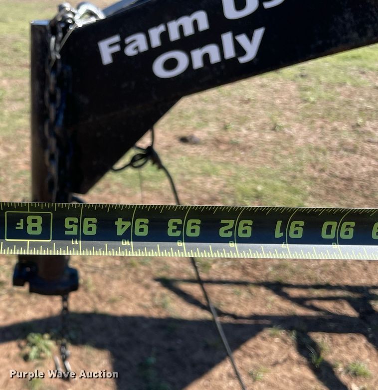 image for item NY9983 Industrias America 20X4  hay bale trailer