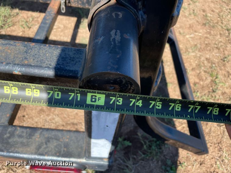 image for item NY9983 Industrias America 20X4  hay bale trailer