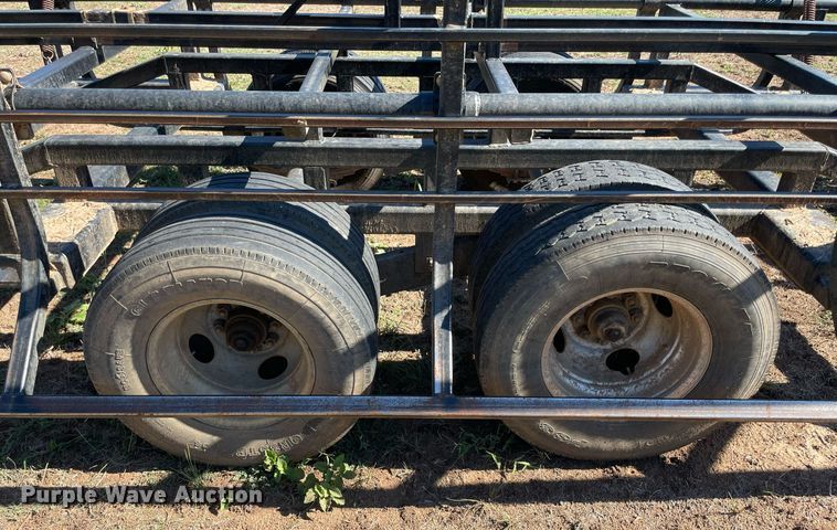 image for item NY9983 Industrias America 20X4  hay bale trailer