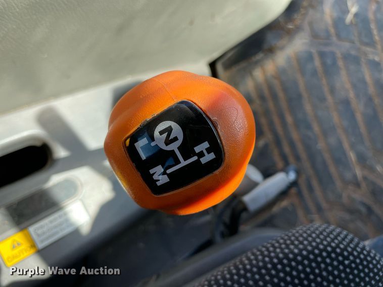 image for item NY9985 2018 LS Mtron MT573  MFWD tractor