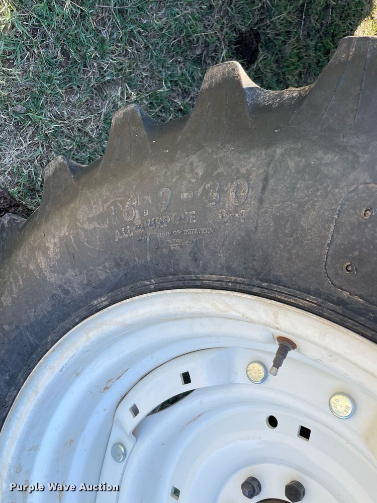 image for item NY9985 2018 LS Mtron MT573  MFWD tractor