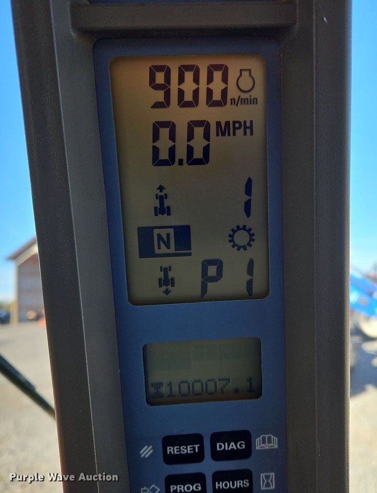 image for item NZ9045 2004 Case IH MX255  MFWD tractor