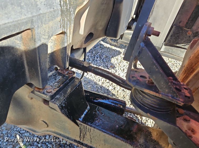 image for item NZ9045 2004 Case IH MX255  MFWD tractor